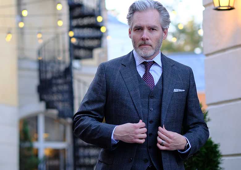 How to Fold a Pocket Square and Great Styling Tips Oliver Wicks