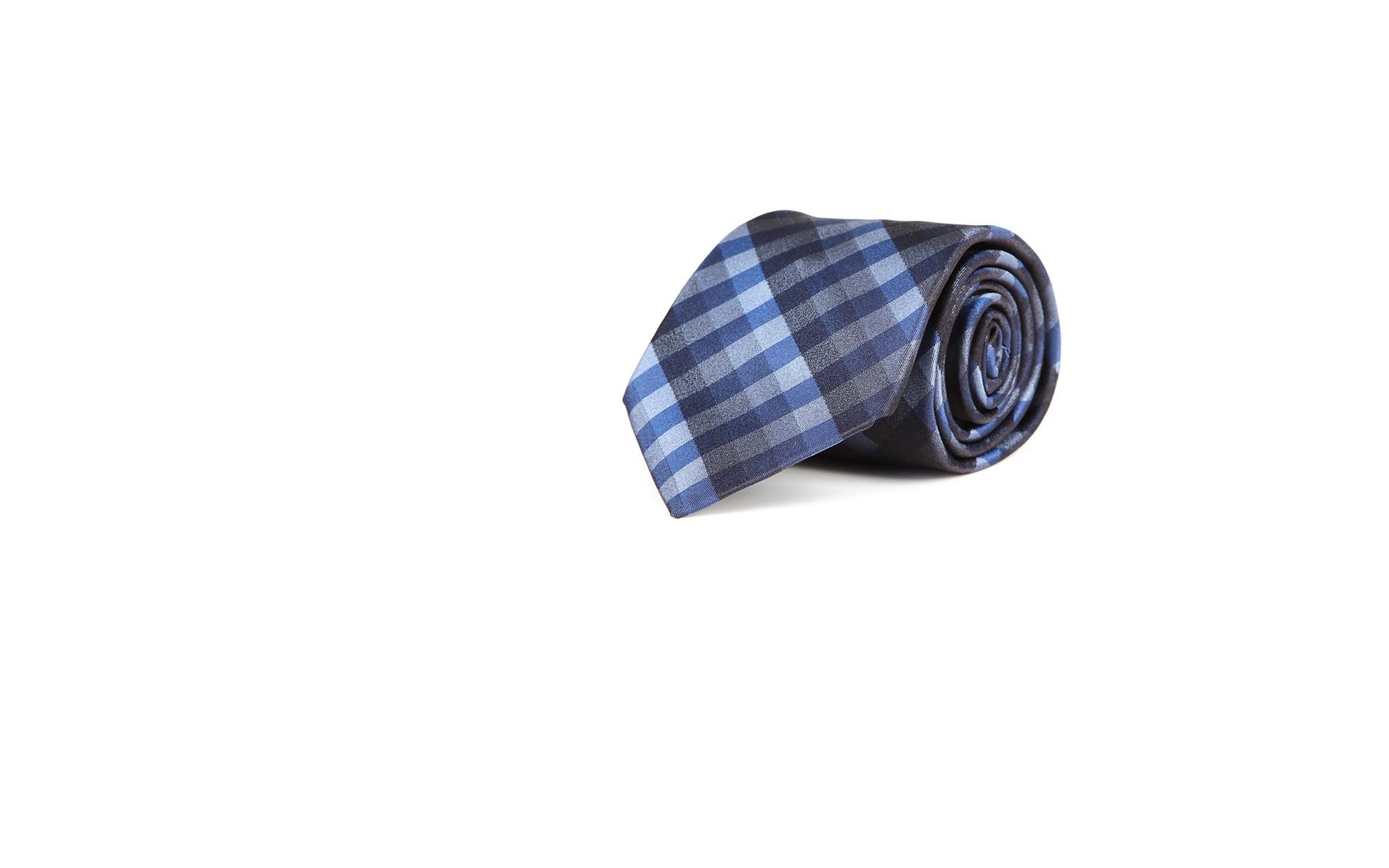 Italian 100% Silk Navy & Blue Tie