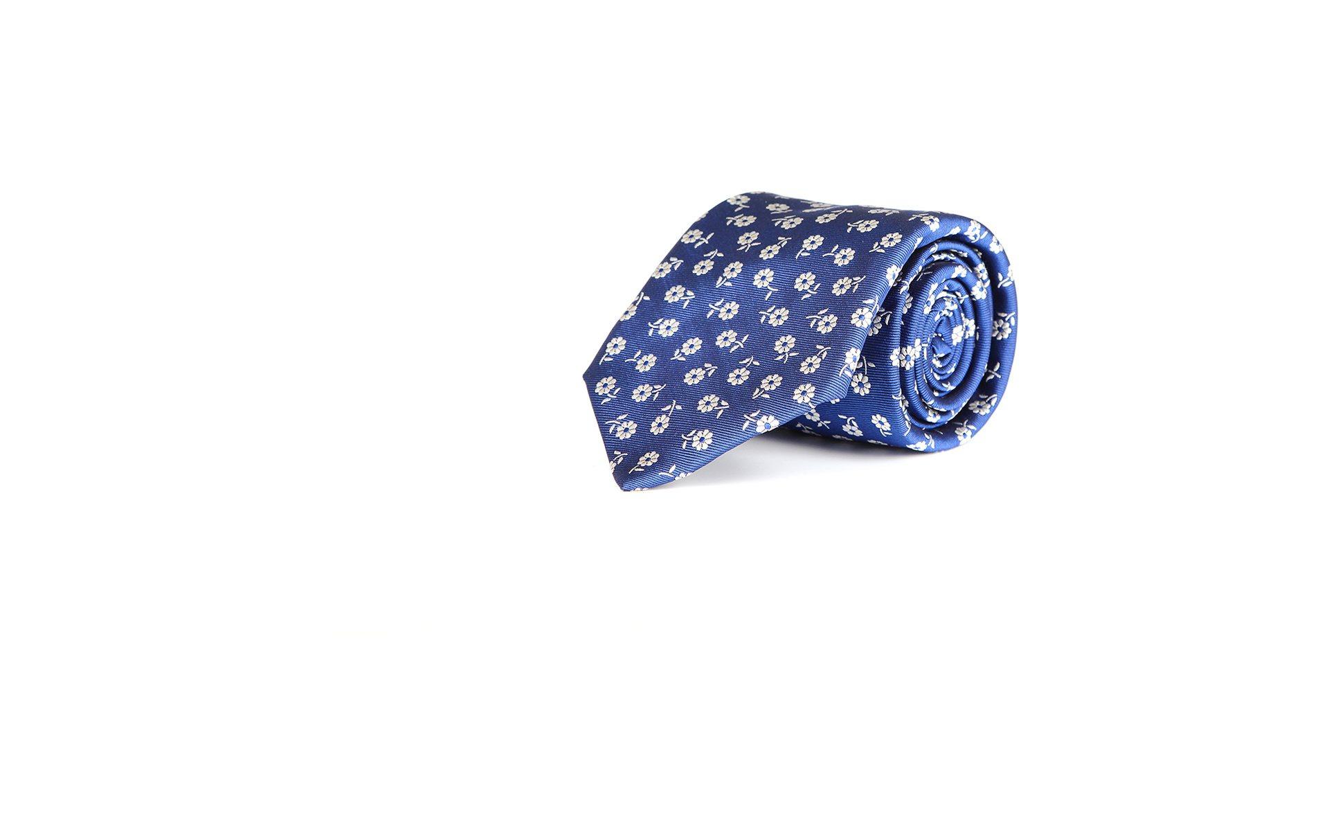 Intense Blue Italian 100% Silk Tie With A Floral Pattern