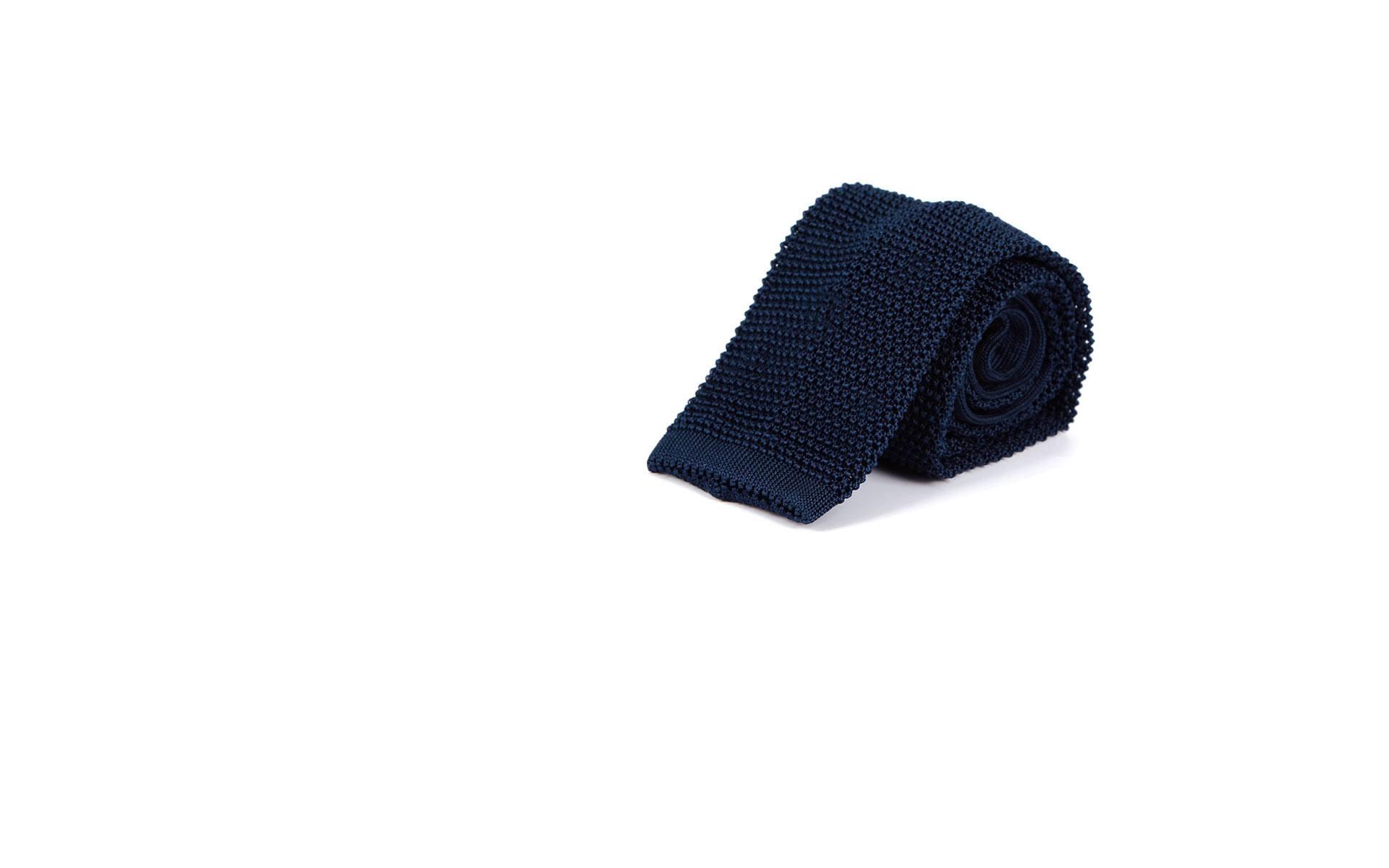Navy Italian 100% Silk Knit Tie