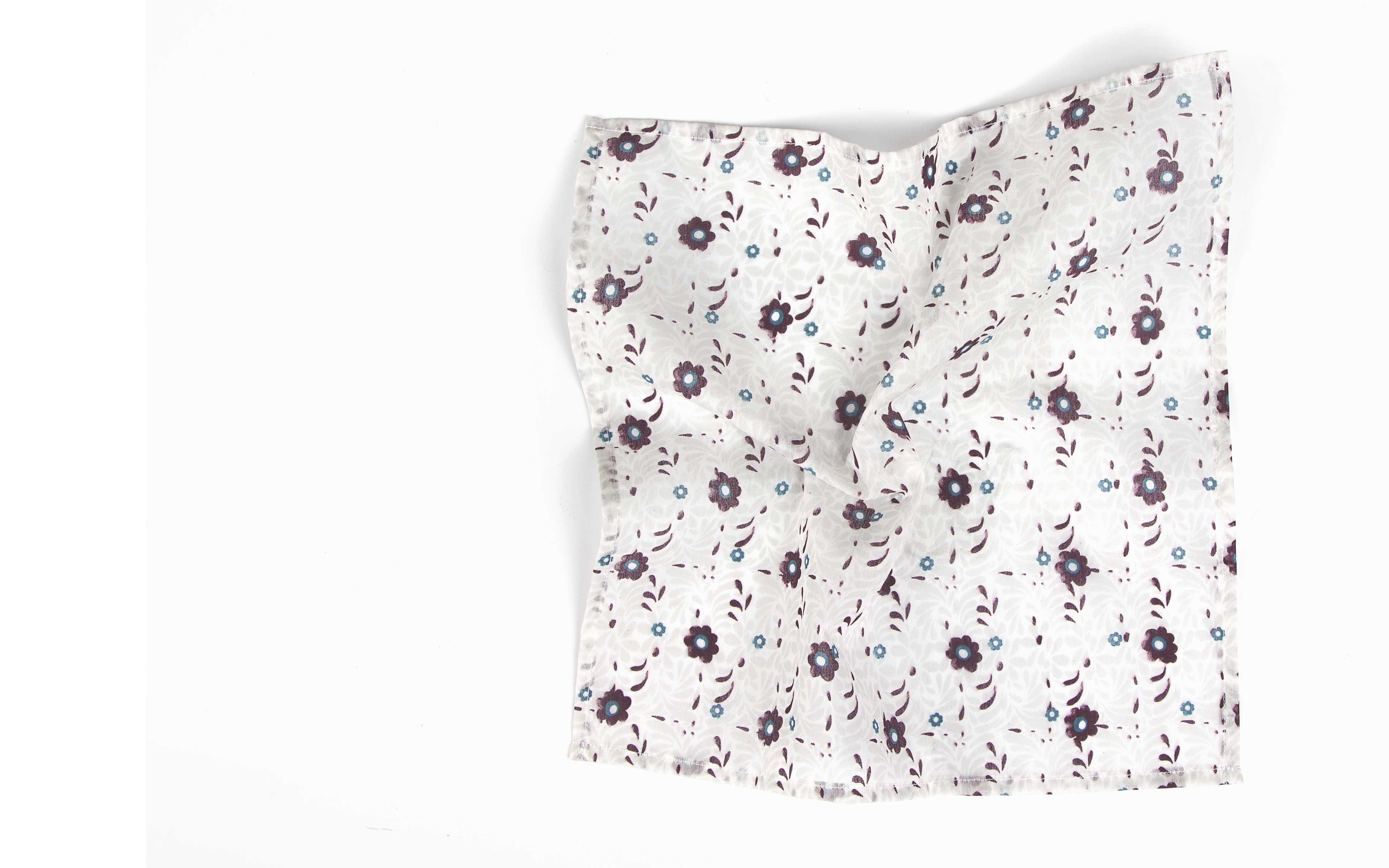 3 Essential Pocket Squares