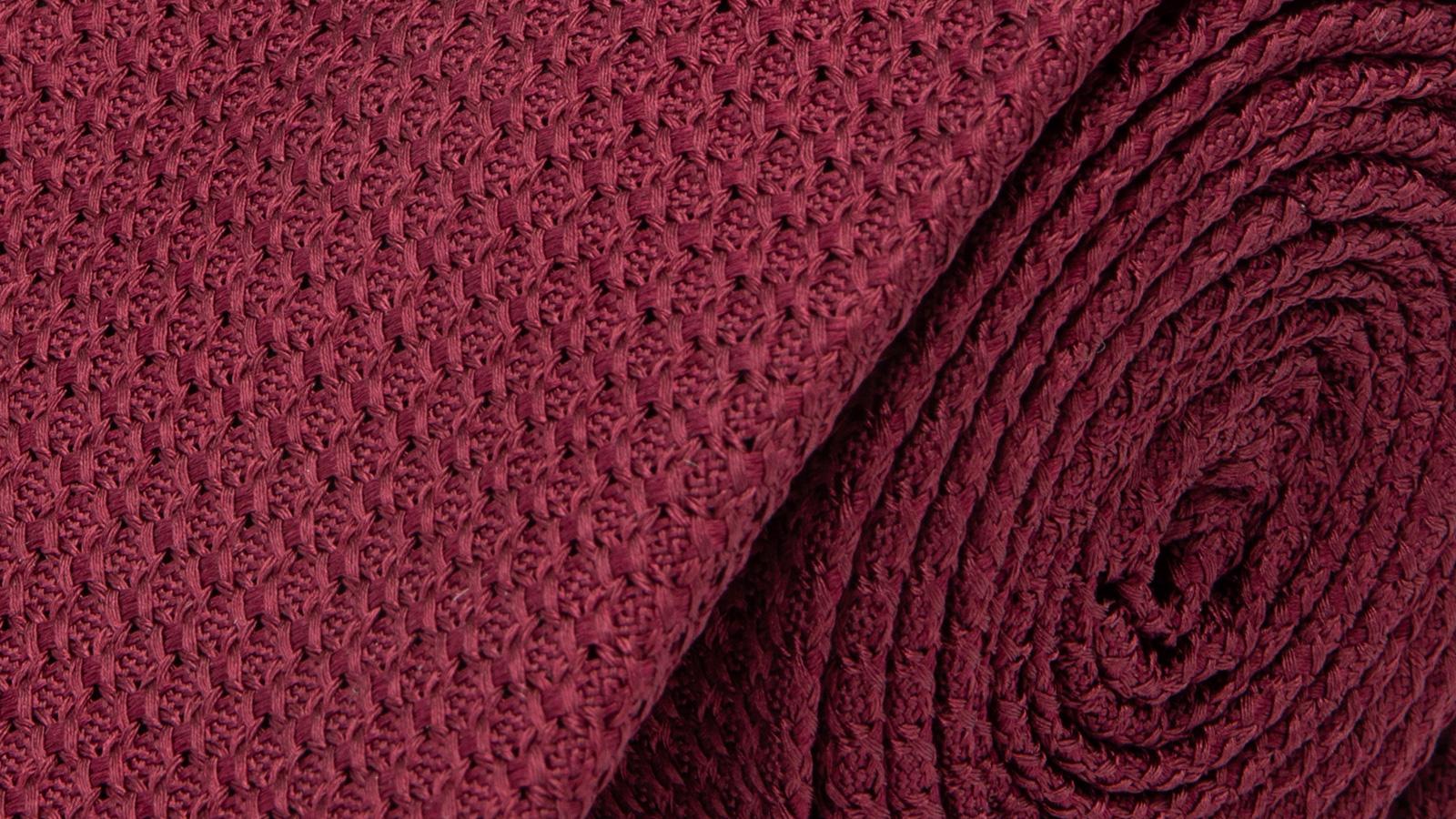 Burgundy 100% Grenadine Silk Tie - slider image 2